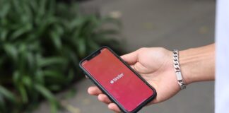 Jakie są zalety i wady randek online w porównaniu do tradycyjnych randek?