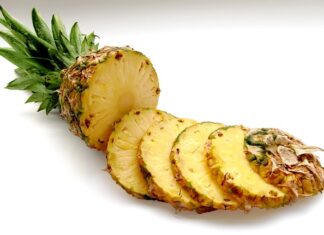 Czy ananas z puszki nadaje się do galaretki? Czy ananas z puszki nadaje się do galaretki?