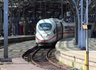 Czym odtłuścić pod silikon? Czym odtłuścić pod silikon?